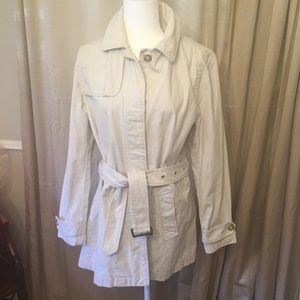 Gap Ladies  Trench coat (Lg)